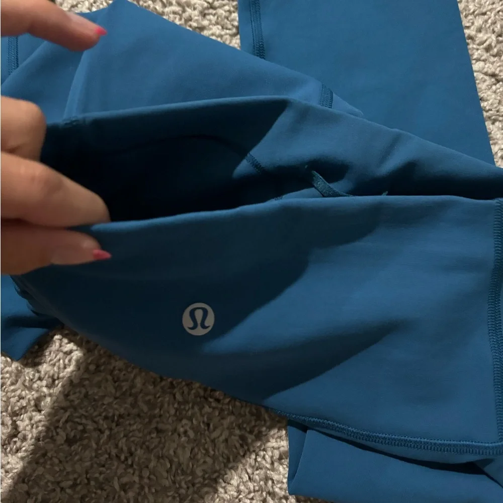 NWOT lululemon align leggings 2 torquoise - Picture 4 of 6